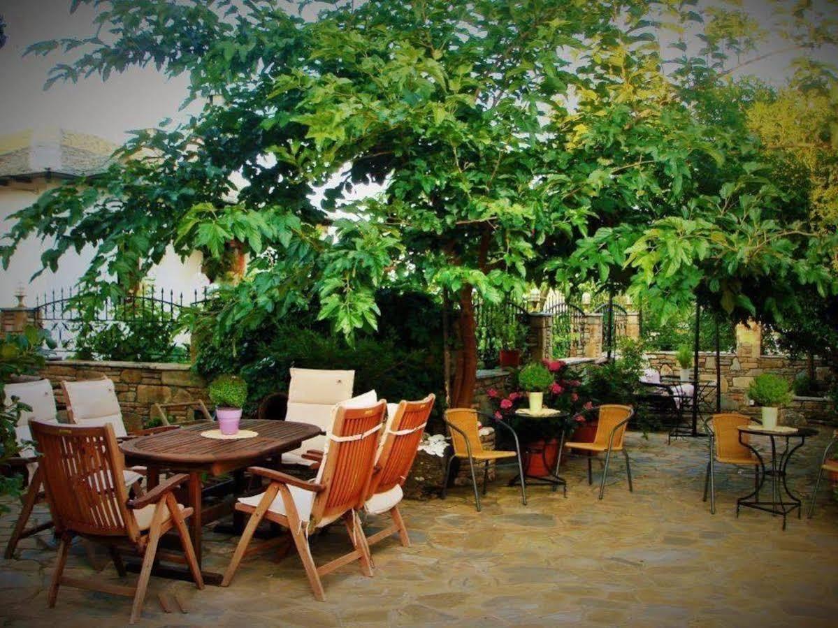 Antique The Hotel Olympiakí Aktí Dış mekan fotoğraf
